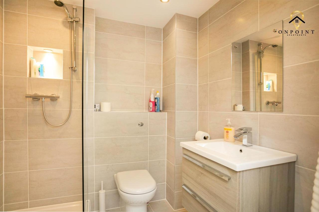 ✰Onpoint -Large 2 Bedroom Apt With Parking!✰ Nottingham Bagian luar foto
