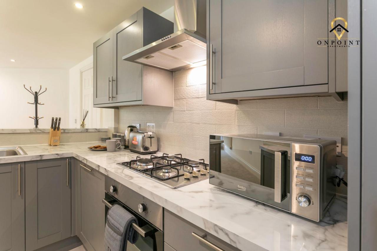 ✰Onpoint -Large 2 Bedroom Apt With Parking!✰ Nottingham Bagian luar foto