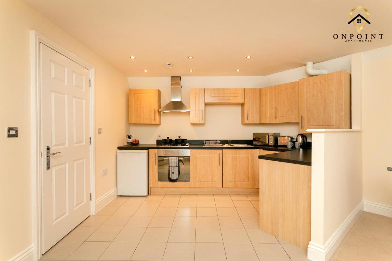 ✰Onpoint -Large 2 Bedroom Apt With Parking!✰ Nottingham Bagian luar foto