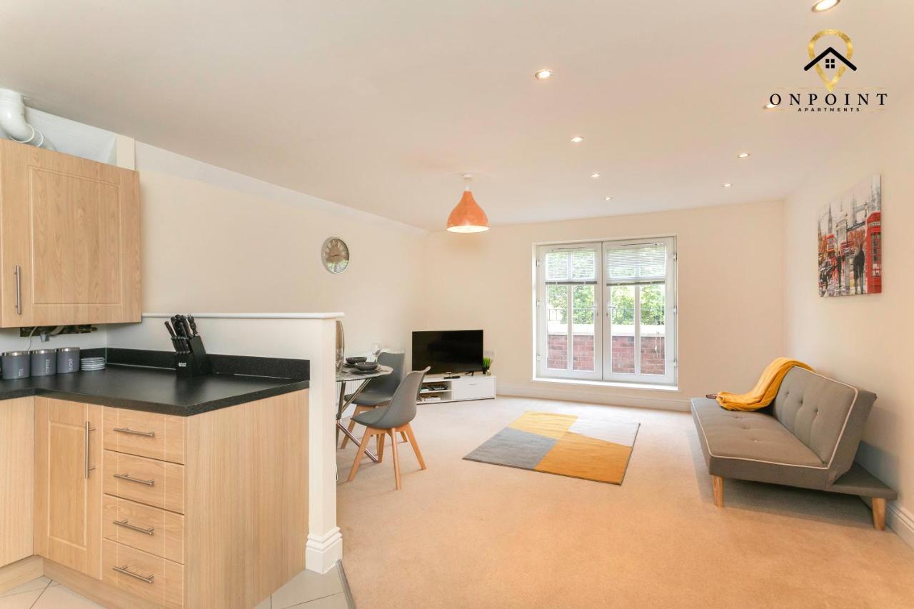 ✰Onpoint -Large 2 Bedroom Apt With Parking!✰ Nottingham Bagian luar foto