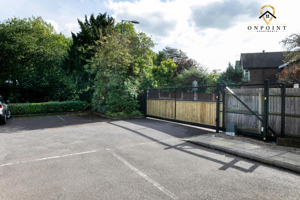 ✰Onpoint -Large 2 Bedroom Apt With Parking!✰ Nottingham Bagian luar foto
