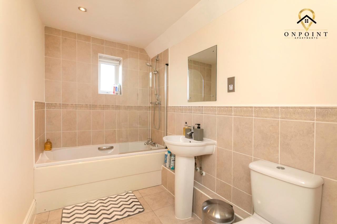 ✰Onpoint -Large 2 Bedroom Apt With Parking!✰ Nottingham Bagian luar foto
