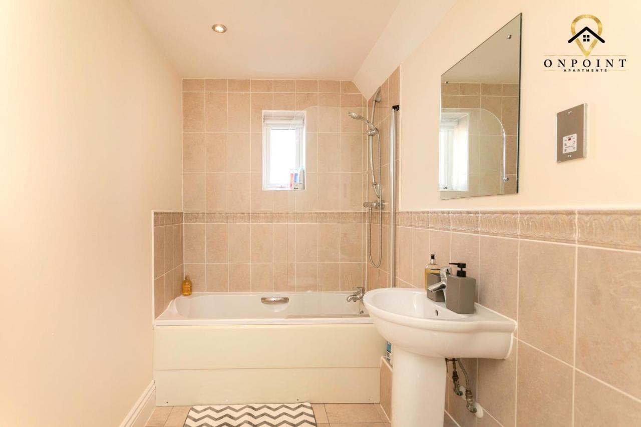 ✰Onpoint -Large 2 Bedroom Apt With Parking!✰ Nottingham Bagian luar foto